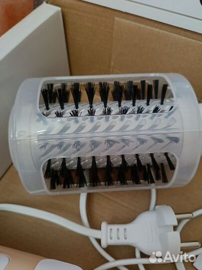 Фен щетка rowenta новая