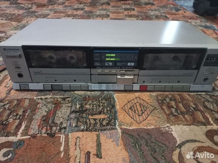 Кассетная дека hitachi