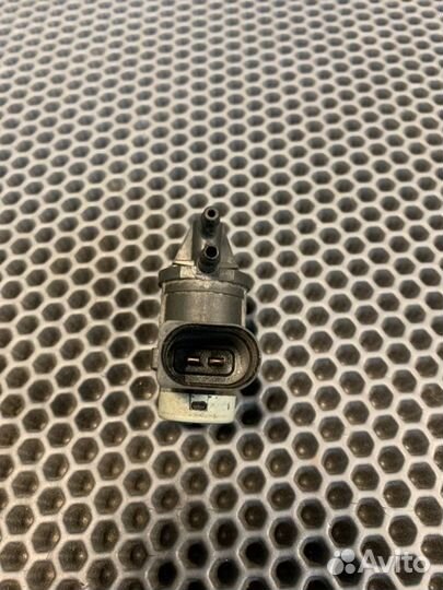 Клапан электромагнитный Volkswagen Touareg