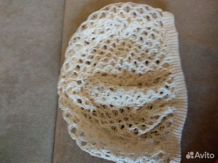 Берет вязаный новый,лен