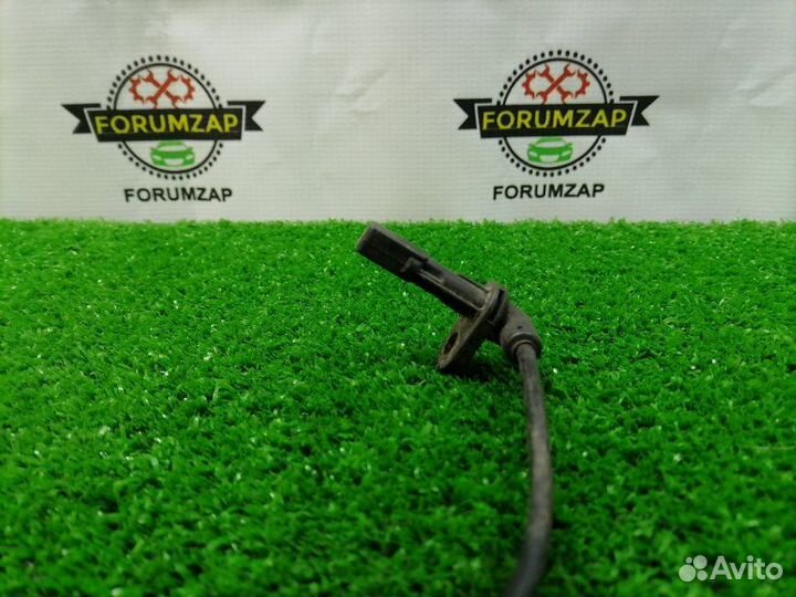 Датчик ABS передний левый Opel Insignia 2008-2017