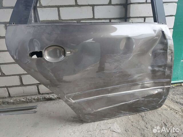 Задняя правая дверь Лада гранта лифтбэк 2018года