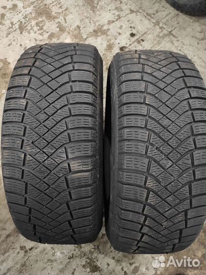 Pirelli Ice Zero FR 215/55 R16