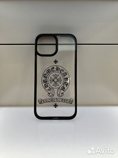 Чехол на iPhone