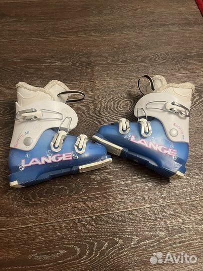 Горнолыжные ботинки