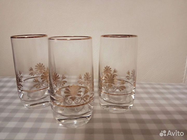 Haбор рюмок и стаканов из бoгемcкoгo cтeкла
