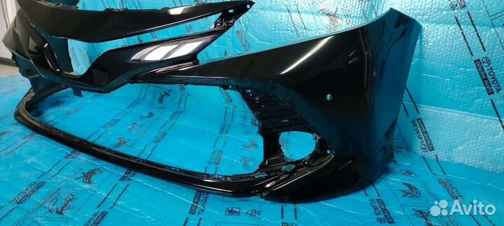 Передний бампер Камри 70 без омывателей Оригинал