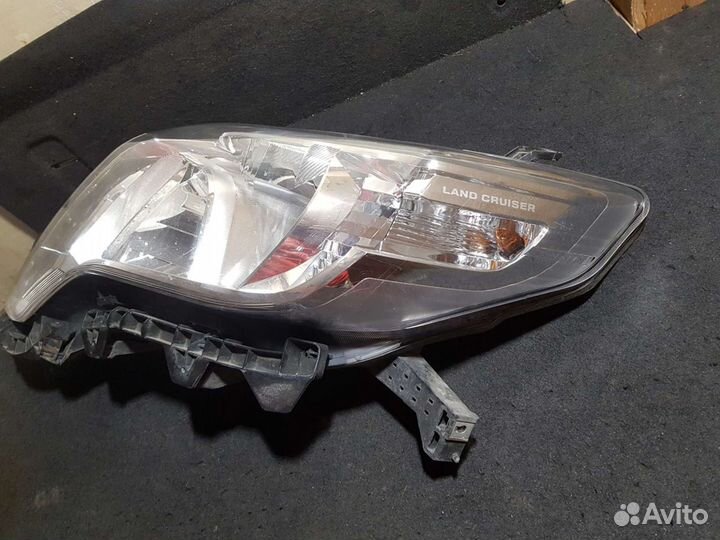 Фара левая toyota land cruiser prado 150