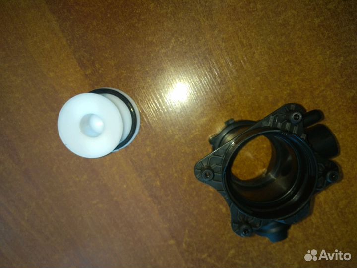 Корпус фильтра помпы бош