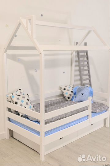 Детская кровать с ящиками