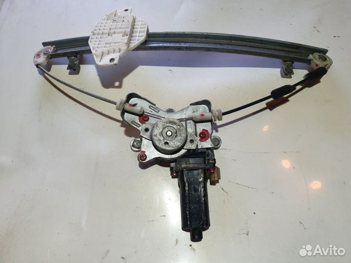 Стеклоподъемник задний правый Hyundai Sonata EF