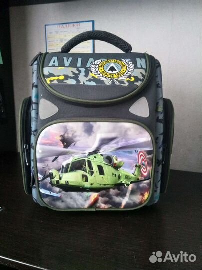 Школьный рюкзак