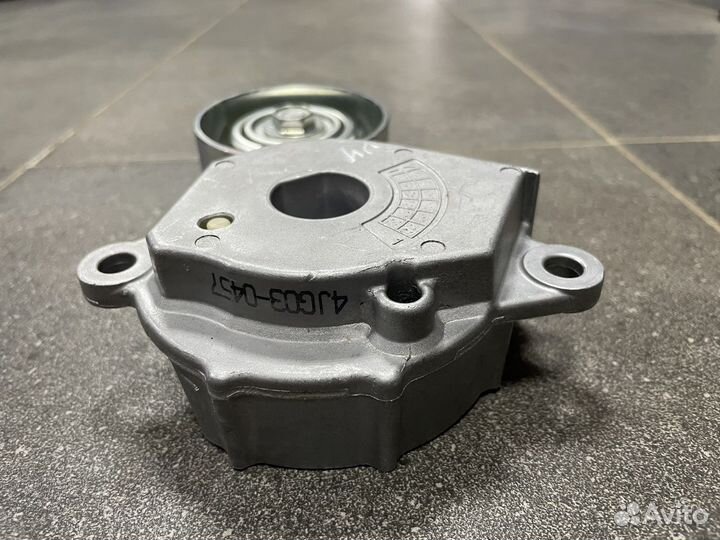 Ролик приводного ремня Lexus Toyota