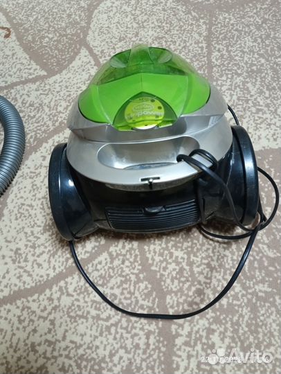 Пылесос Beetle