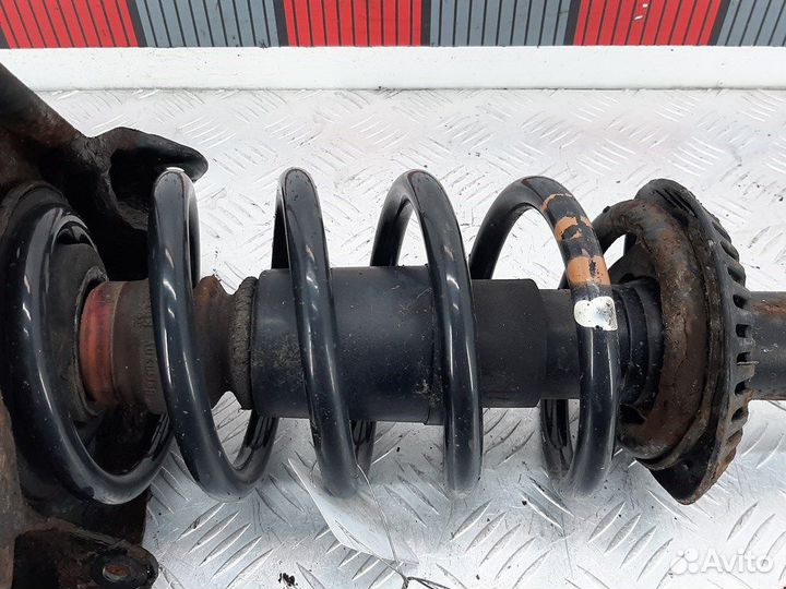 Стойка для Volkswagen Passat 5