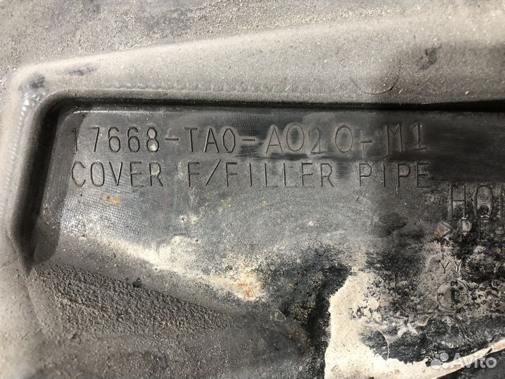 Кожух горловины бензобака Honda Accord 8 CU 08-12