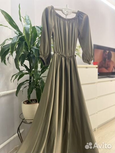 Платье женское 42 44 вечернее