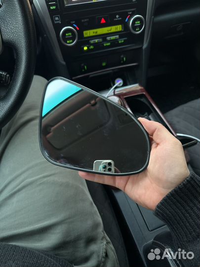 Стекло бокового зеркала (правое)