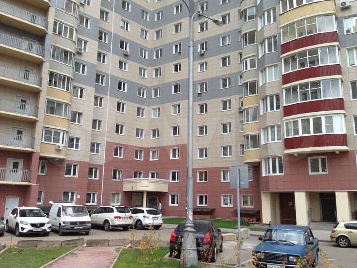 2-к. квартира, 66,5 м², 18/25 эт.