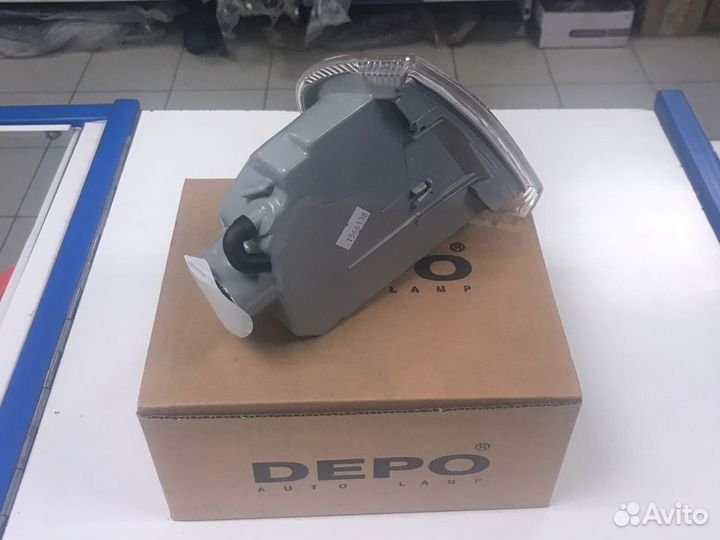 4421508L Габарит левый Opel Omega A 87-91