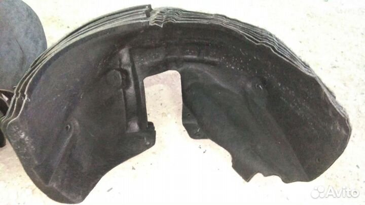 Подкрылок задний правый левый Лада Ларгус