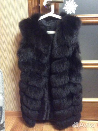 Меховая жилетка
