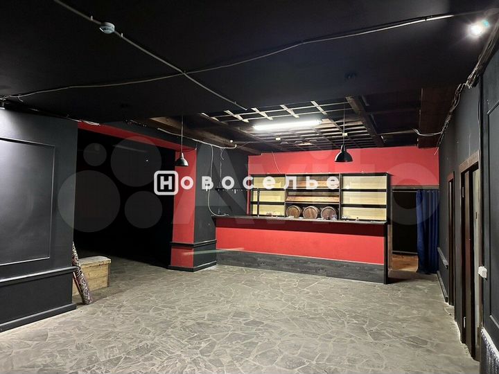 Большой центр 442 м2