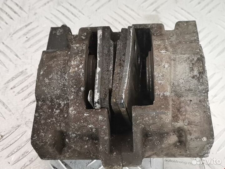 Суппорт задний левый для Peugeot-Citroen C5 1