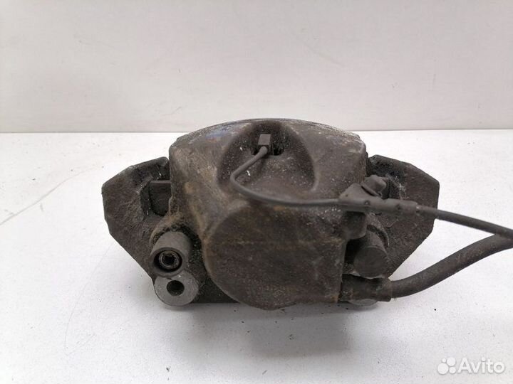 Суппорт передний левый Bmw X5 E70 3.0 TDI 2007