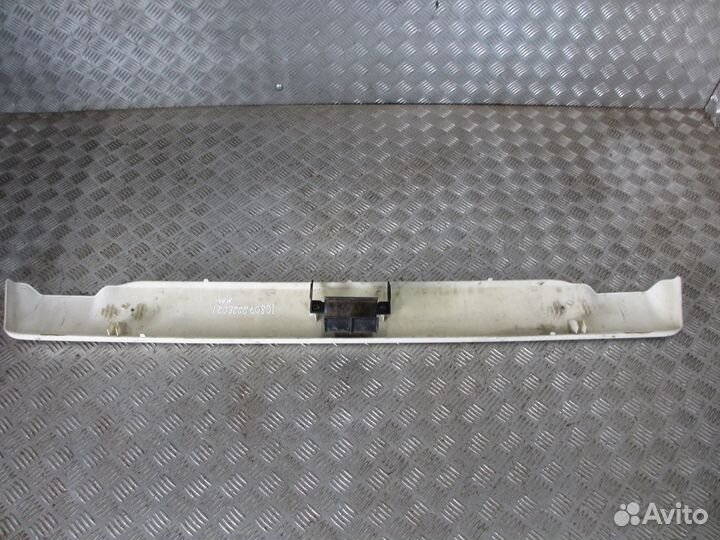 Накладка торсиона кабины MAN 81416850044