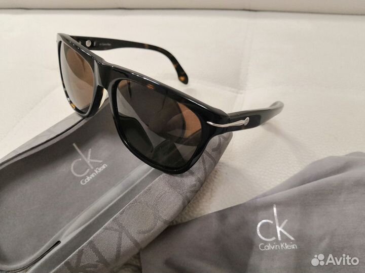 Очки Calvin Klein