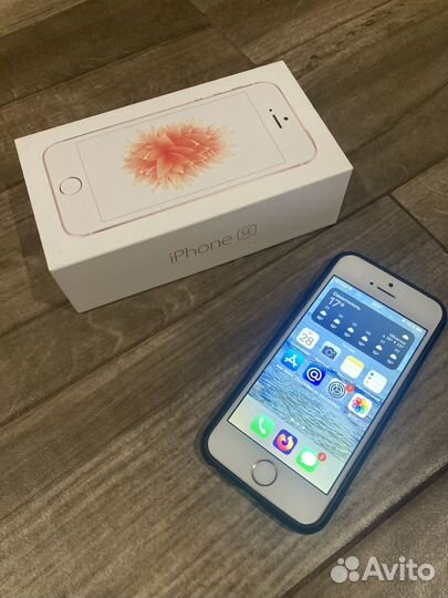 iPhone SE, 64 ГБ