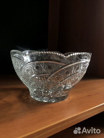 Хрустальная ваза