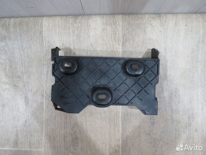 Кронштейн блока управления двигателем Cayenne 957