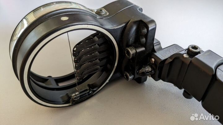 Прицел для блочного лука