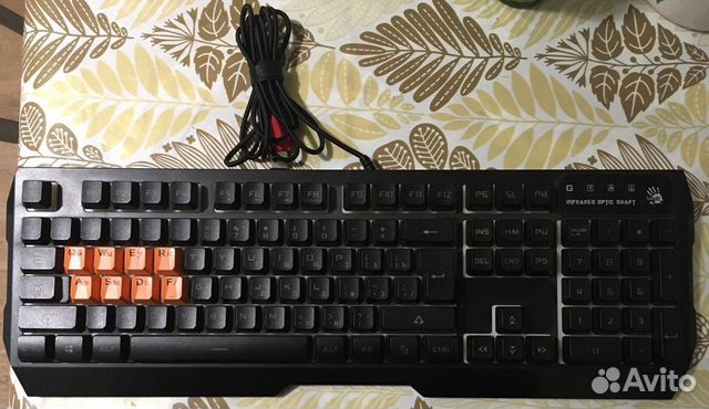 Игровая клавиатура Bloody B188