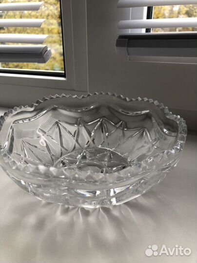 Хрустальная ваза