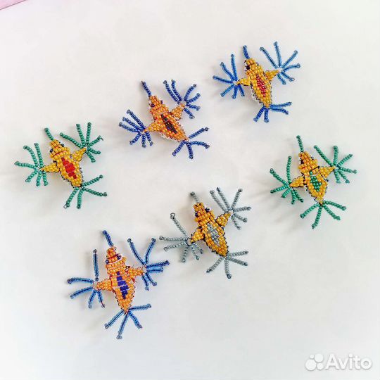 Фигурки из бисера Колибри