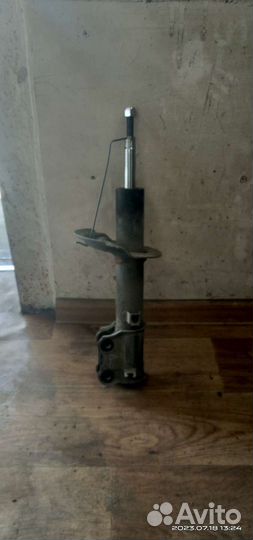 Амортизатор передний kia rio 3