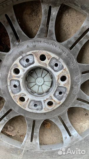 Диски bmw 135 стиль is20