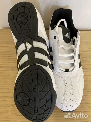 Оригинальные мужские кроссовки adidas