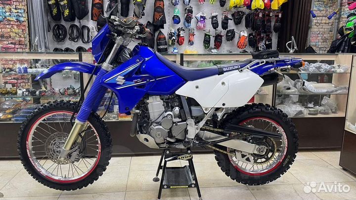 Мотоцикл Suzuki Drz400s