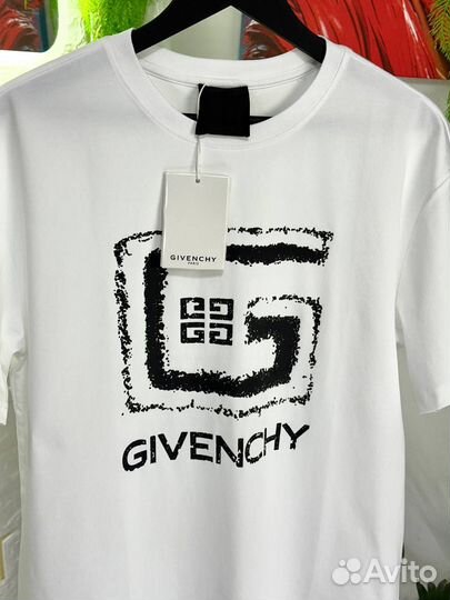 Футболка мужская Givenchy