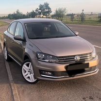 Volkswagen Polo 1.6 AT, 2015, 220 000 км, с пробегом, цена 1 050 000 руб.