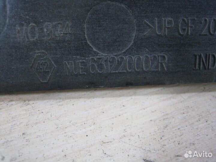 Кронштейн крыла правого переднего Renault Laguna