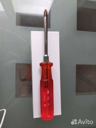 Отвертка крестовая
