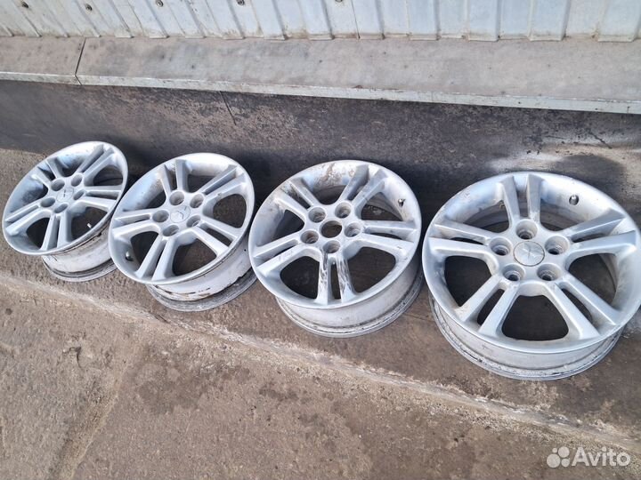 Диски литые Mitsubishi R16 5x114.3