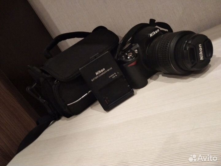 Зеркальный фотоаппарат Nikon d3100