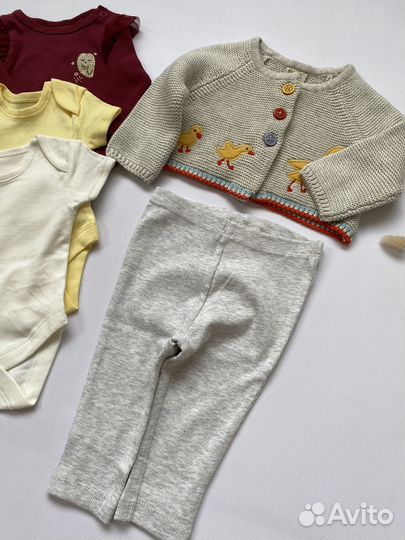 Очень красивый комплект одежды от 56 до 68 см