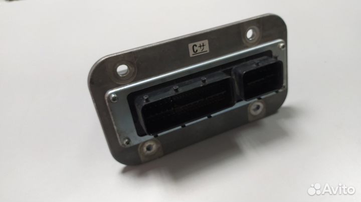 Блок управления двигателем (эбу) Toyota LC200